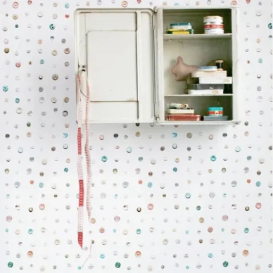 Buttons taplikas monivarinen nappitapetti tyohuoneeseen image