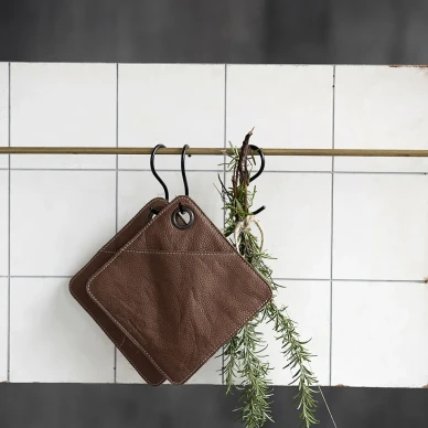 Square ruskea patalappu keittioon House Doctor image