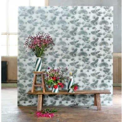 Lotus Lake emerald kukkatapetti Mimoulta image