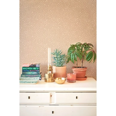 Ruskea tapetti Dots Majvillan 123 02 image