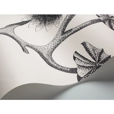 Mustavalkoinen kukkatapetti Cole et Sonilta Lily 95 4020 image