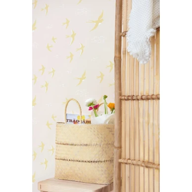 Majvillan Follow the wind ljusrosa tapet image