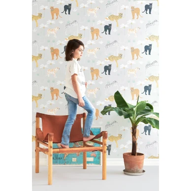 Majvillan Black panther grå tapet image