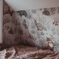 Forest mural lastentapetti tuttujen metsanelainten kanssa