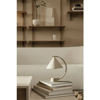 Ferm Living Meridian bordslampa cashmere image