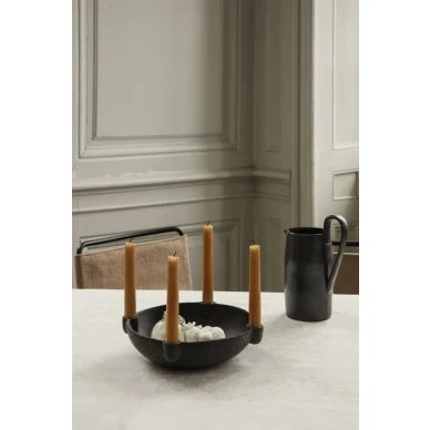 Bowl candle holder moderni tummanharmaa kynttilanjalka Ferm Livingilta image