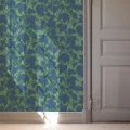 Hops and Glory sininen vihrea lehtitapetti Langelid von Bromssen Ivy Green
