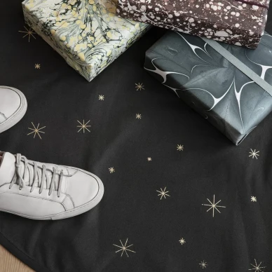 Star Christmas Tree Blanket tummanvihrea joulukuusenmatto image