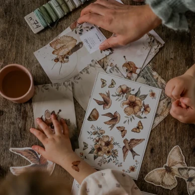 Flowers and Flying Friends Tattoos tilapaisia tatuointeja Mrs Mighettolta image