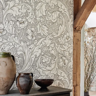 Pure Bachelors Button harmaa valkoinen kukkatapetti ruokailuhuoneeseen Morris image