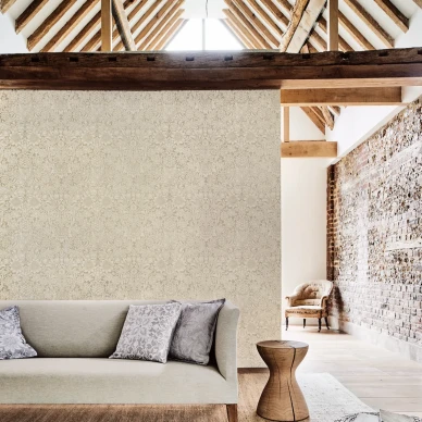 Pure Sunflower beige kultainen kukkatapetti olohuoneeseen Morris image