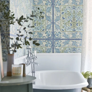 Wilhelmina ruudullinen kukkatapetti kylpyhuoneeseen Morris image