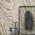 Zebra Skin beige seepraraidallinen tapetti olohuoneeseen Eijffingerilta 300600