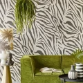 Zebra Skin mustavalkoinen raidallinen tapetti olohuoneeseen Eijffingerilta 300601
