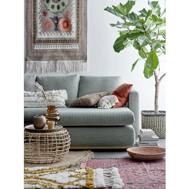 Nature Cushion valkoinen sisustystyyny olohuoneeseen Bloomingvillelta image