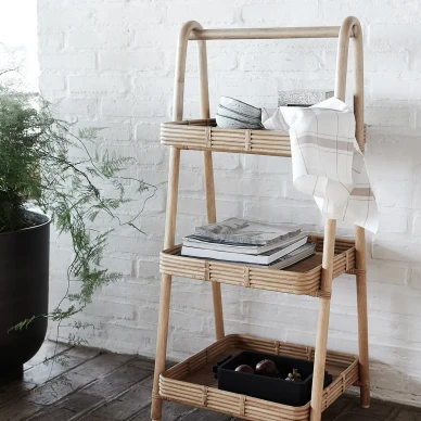 Orga sailytyshylly luonnonmateriaalista kylpyhuoneeseen House Doctorilta image