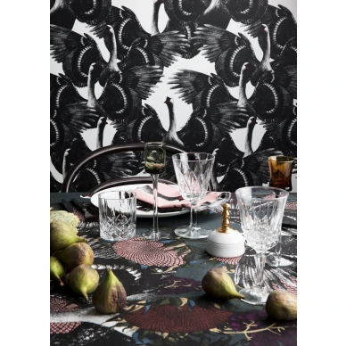 Swan Lake mustavalkoinen lintutapetti ruokasaliin image