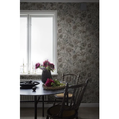 Linda beige kukkatapetti ruokailuhuoneeseen Sandbergilta image