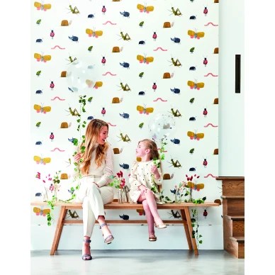 Garden Friends leikkimielinen otokkatapetti lastenhuoneeseen Harlequinilta image