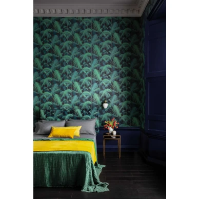 Palm Jungle tummanvihrea palmutapetti makuuhuoneeseen Cole et Sonilta image