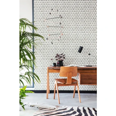 Narina mustavalkoinen geometrinen tapetti tyohuoneeseen Cole et Sonilta 109 10048 image