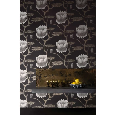 Summer Lily musta kukkatapetti ruokailuhuoneeseen Cole et Sonilta 95 4026 image