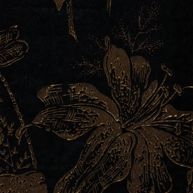 Lilja musta kulta paperitapetti kukilla Pihlgren ja Ritolalta 69755 image