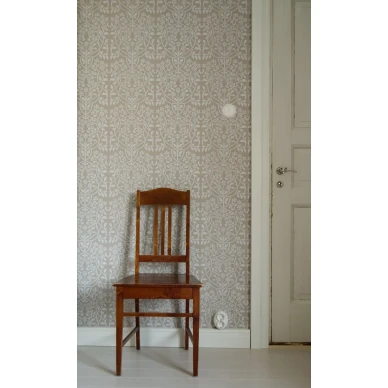 Harmaa valkoinen kukkatapetti Lukko Pihlgren ja Ritolalta 69798 image