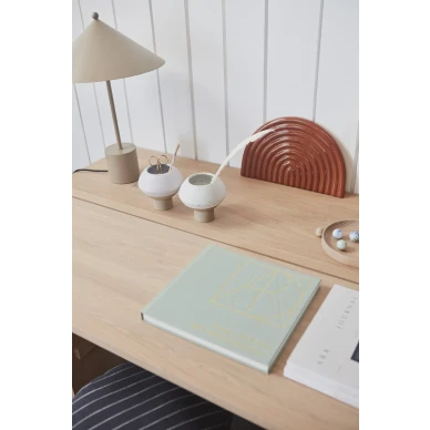 Ceramic Rainbow Tray ruskea sateenkaarikoriste OYOYlta image