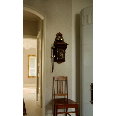 Harmaa paperitapetti graafisella kuviolla Paratiisi 69808 Pihlgren ja Ritolalta image