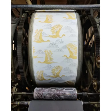 Keltainen lintutapetti Avaruuslintu Pihlgren ja Ritolalta 70067 image