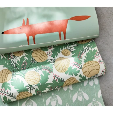 Mr Fox vaaleanvihrea kettutapetti Scionilta image