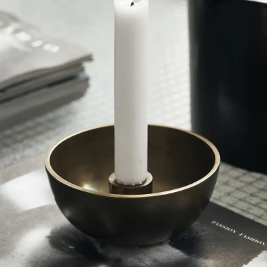 Crown pyorea messinginvarinen kynttilanjalka House Doctorilta 211151040 image