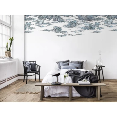 Cotton Skies sinivalkoinen pilvitapetti makuuhuoneeseen Rebel Wallsilta R14512 image