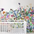 May Meadow varikas kukkatapetti lastenhuoneen muraltapetti Rebel Wallsilta R14531