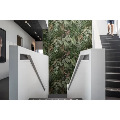 Mischievous Monkeys vihrea viidakkotapetti rapulle Rebel Wallsilta R14592 image