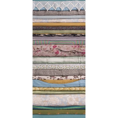 Her Royal Slumber varikas raidallinen tapetti koko kuvio Rebel Wallsilta R14632 image