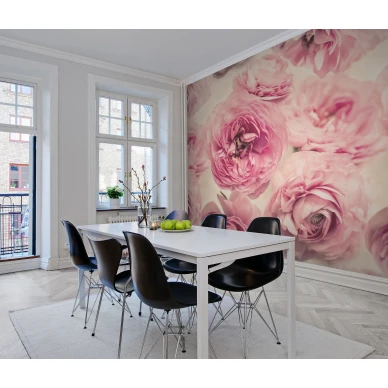 Summer Wind suurikuvioinen roosa kukkatapetti ruokailuhuoneeseen Rebel Wallsilta R13091 image