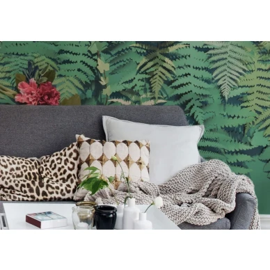 Unfading Flowers vihrea suurikuvioinen kukkatapetti Rebel Wallsilta R15801 image