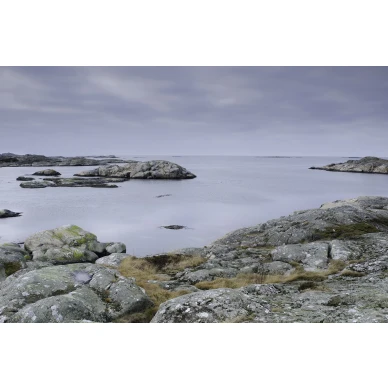 Soft Rocks saariston valokuvatapetti koko kuvio Rebel Wallsilta R16401 image