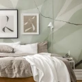 Vihrea makuuhuoneen tapetti Asana Rebel Wallsilta R17023