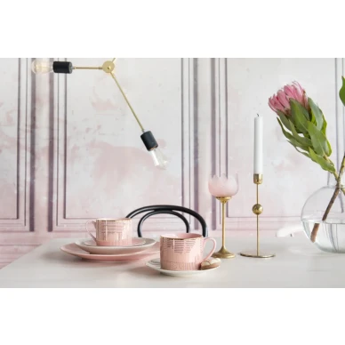 Patinated Panels energinen roosa paneliseina muraltapetti Rebel Wallsilta R15381 image