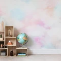 Coral Clouds pastellinvarinen pilvitapetti lastenhuoneeseen Rebel Wallsilta R15411
