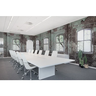 Perspective Manoir teollisuustyylinen ikkunatapetti kokoushuoneeseen Rebel Wallsilta R14201 image