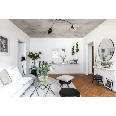 Patina harmaa teollisuustyylinen muraltapetti olohuoneen kattoon Rebel Wallsilta R12711 image