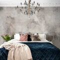 Patina harmaa vintagemuraltapetti makuuhuoneeseen Rebel Wallsilta R12711
