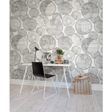 Globes Gathering mustavalkoinen maapallotapetti etatyohuoneeseen Rebel Wallsilta R13882 image