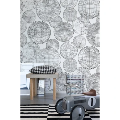 Globes Gathering mustavalkoinen maapallotapetti lastenhuoneeseen Rebel Wallsilta R13882 image