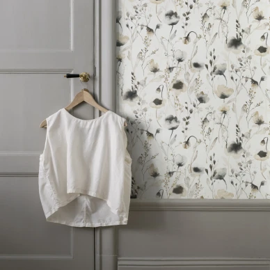 Ruskea kukkatapetti Lo Sandbergilta 226 79 image