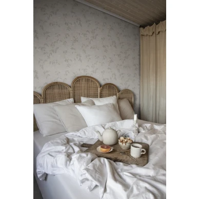 Irene beige kukkatapetti makuuhuoneeseen Sandbergilta S10111 image